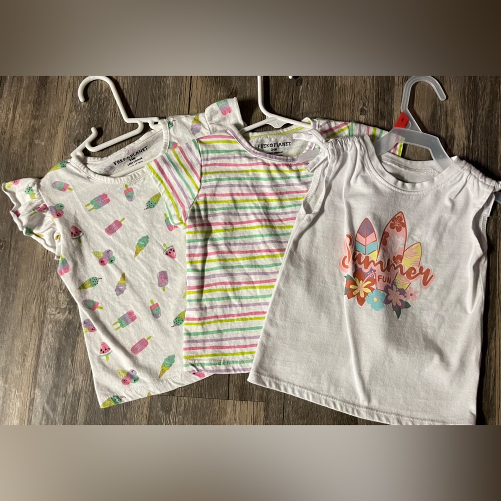 Bundle 24month tshirts EUC